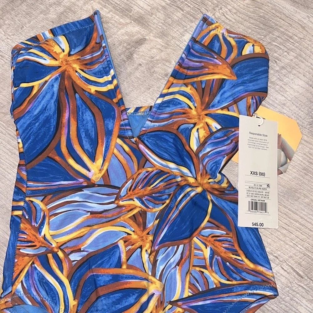 NWT Target Fe Noel Whole Piece Swim